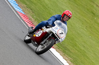 Vintage-motorcycle-club;eventdigitalimages;mallory-park;mallory-park-trackday-photographs;no-limits-trackdays;peter-wileman-photography;trackday-digital-images;trackday-photos;vmcc-festival-1000-bikes-photographs